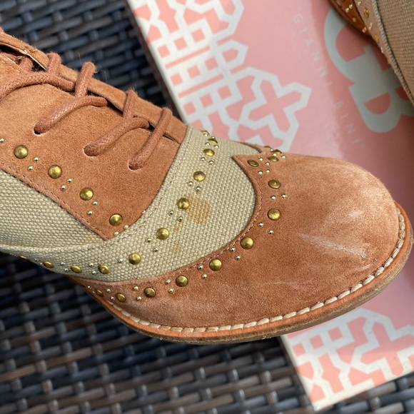 Gianni Bini Suede and Canvas Oxford - Picture 3 of 12